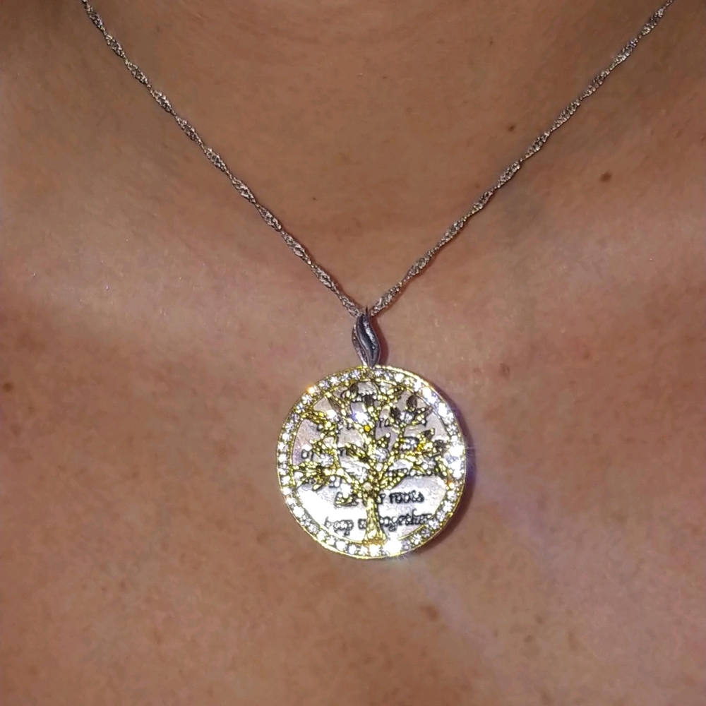 Family tree necklace